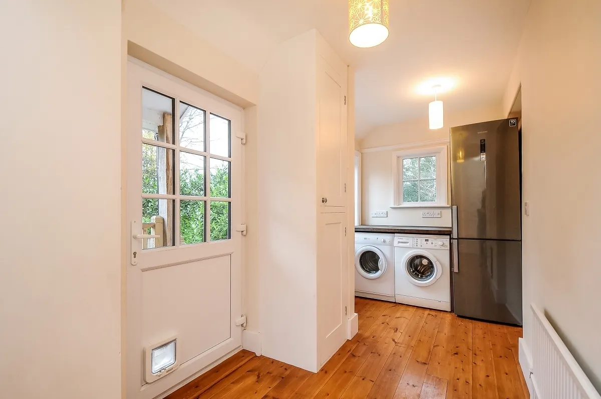 Pathfields Haslemere, GU27, photo 6