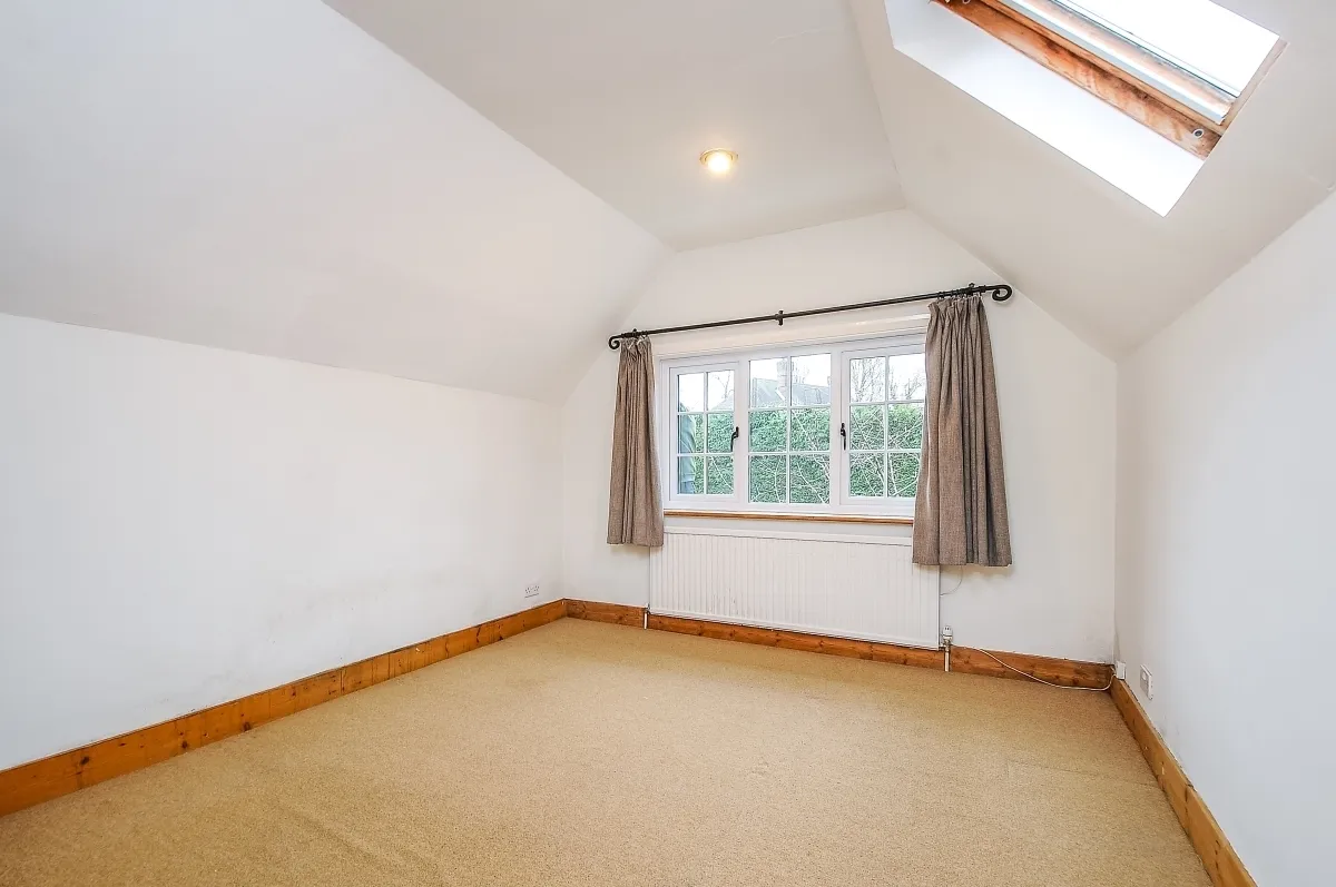 Pathfields Haslemere, GU27, photo 10