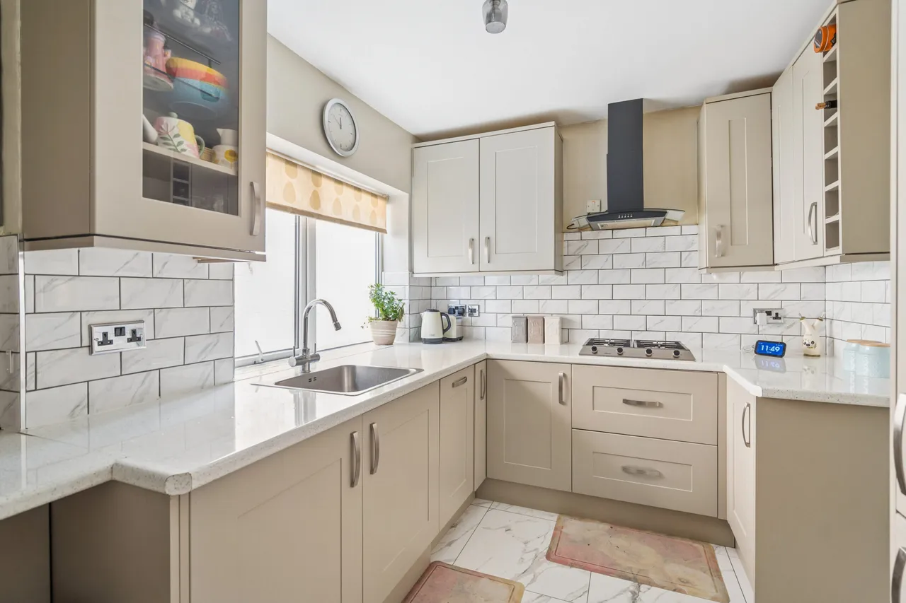 Arranmore Court Bushey Hall Road, Bushey, Bushey, WD23 2EW, photo 2