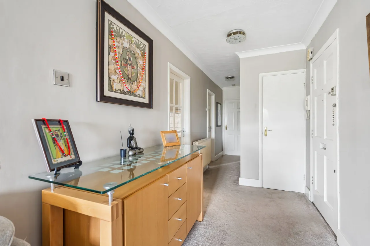 Arranmore Court Bushey Hall Road, Bushey, Bushey, WD23 2EW, photo 5
