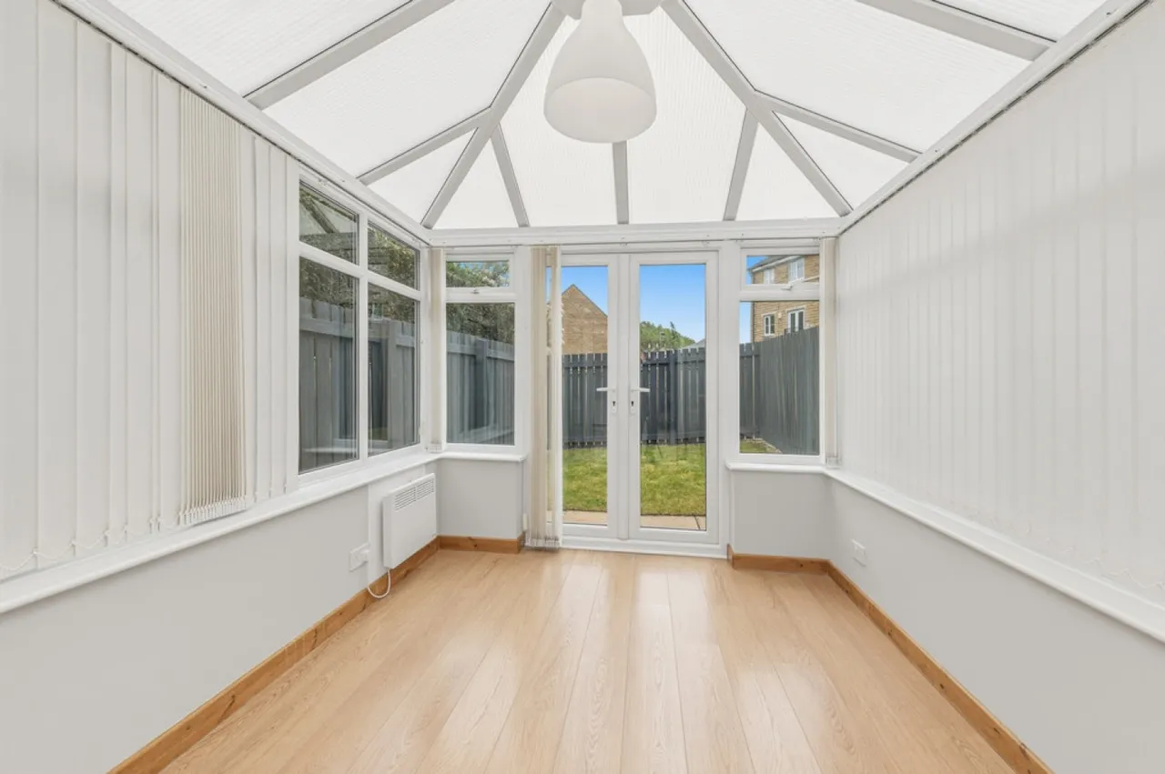 Hanby Close, Fenay Bridge, HD8, photo 3