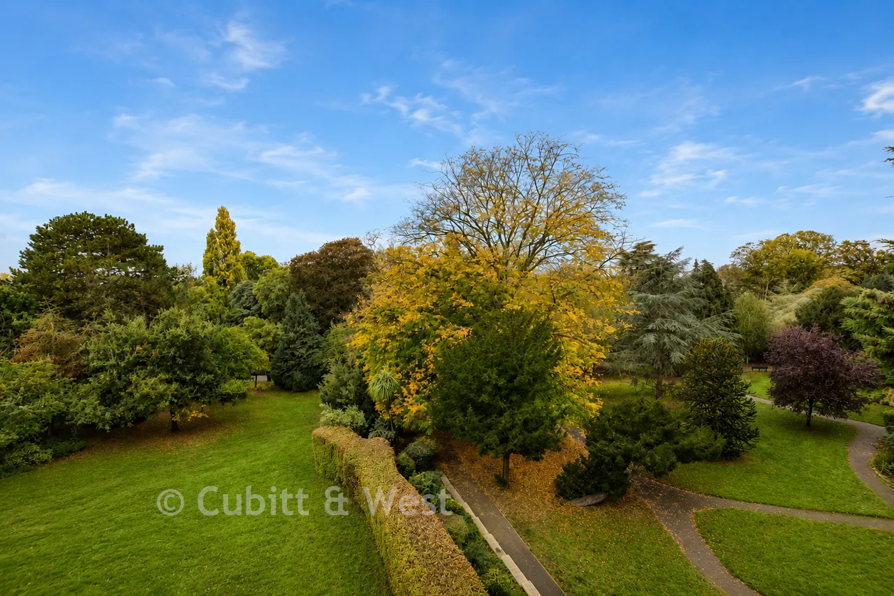 Grove House, The Green, SM5, photo 17