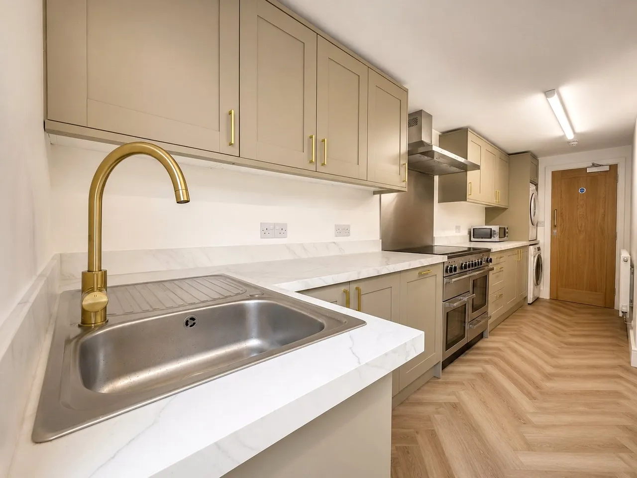 Royal Oak Road, Woking, GU21, photo 5
