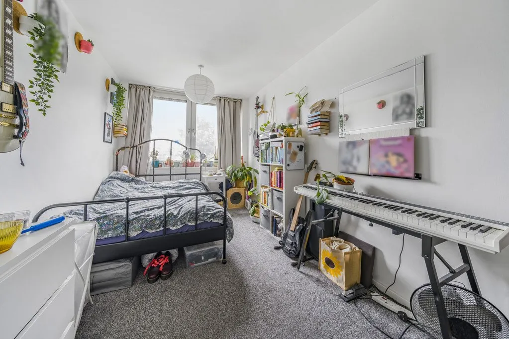 Daniel Gardens, London, SE15, photo 18