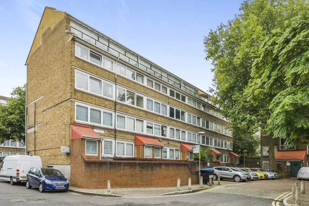 Daniel Gardens, London, SE15, photo 3