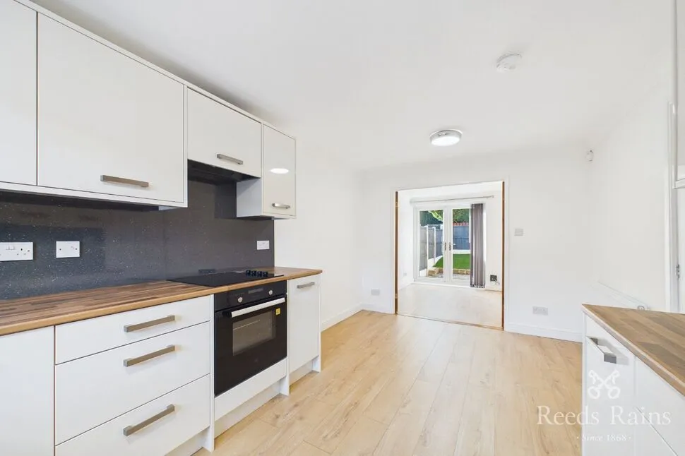 Disraeli Terrace, Leeds, LS11, photo 4