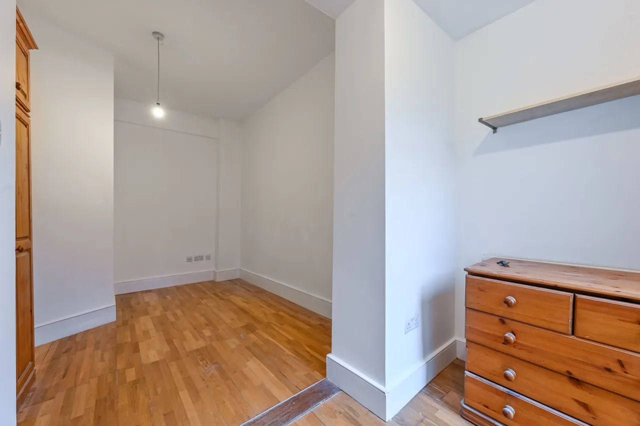 Ground Floor, 44 Crossley Street, London, photo 2