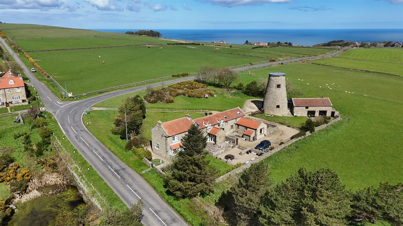 Staintondale Road, Ravenscar, YO13, photo 5