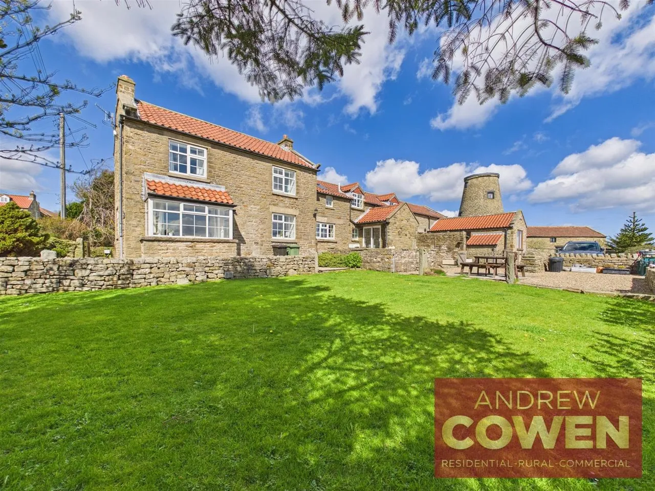 Staintondale Road, Ravenscar, YO13, photo 38