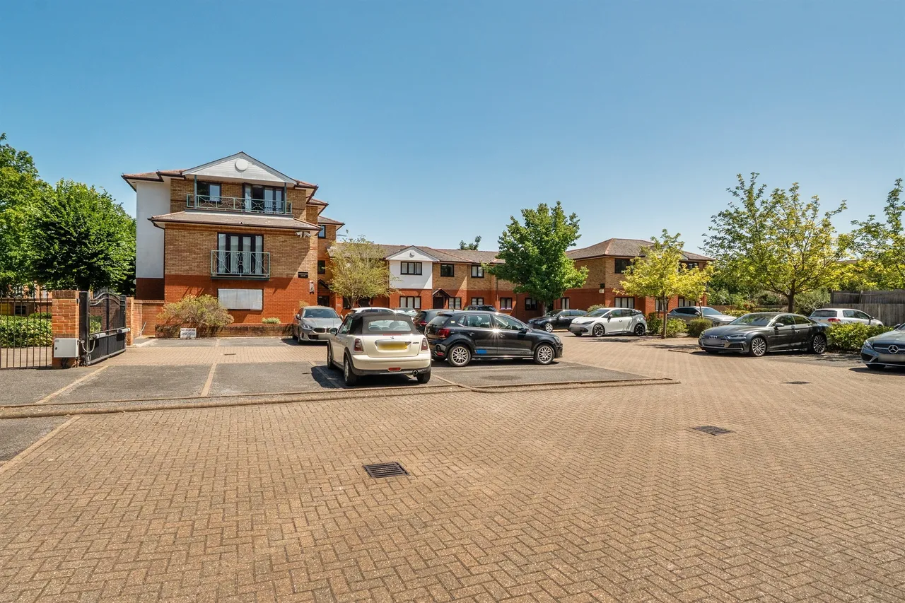 Ludlow Road, Maidenhead, SL6, photo 12