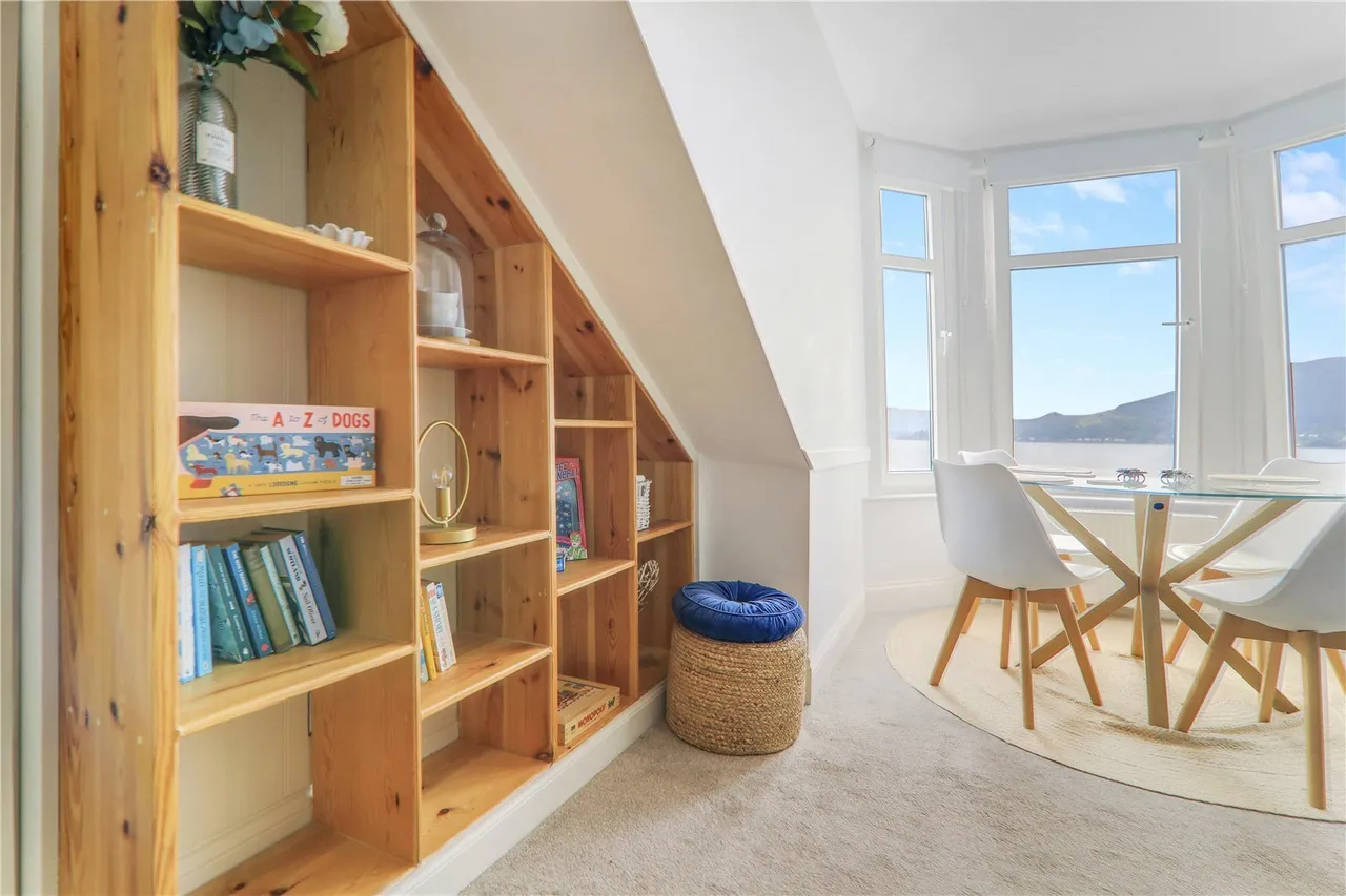 Shore Road, Cove, G84, photo 4