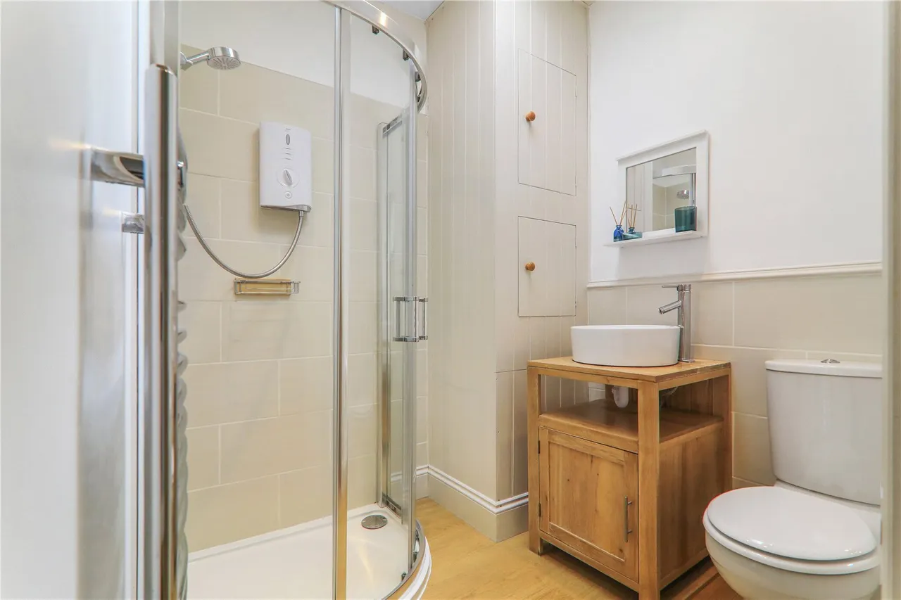 Shore Road, Cove, G84, photo 15