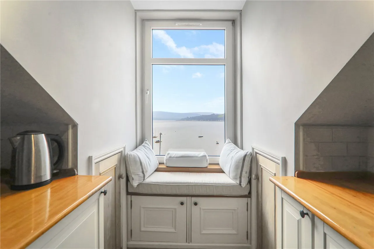 Shore Road, Cove, G84, photo 9