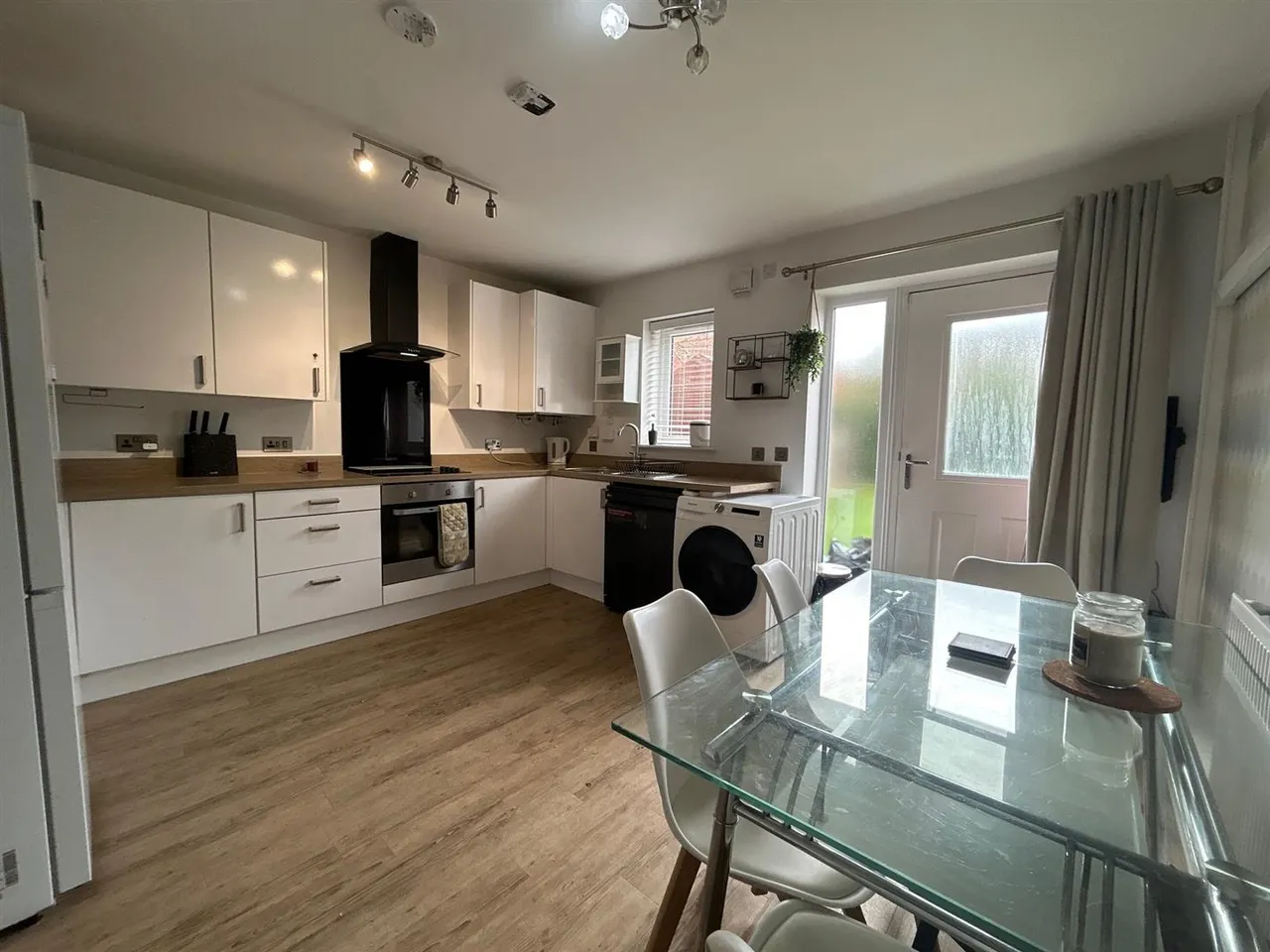 Cornfield Drive, Manchester, photo 3