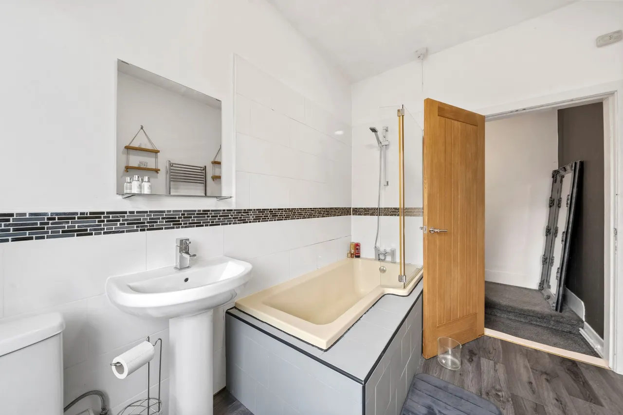 Derwent Street, Leigh, Leigh, WN7 4HS, photo 10