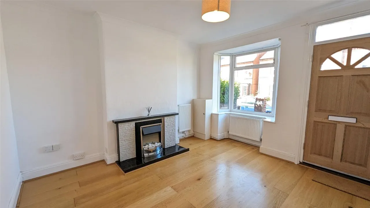 Victoria Street, Radcliffe-on-Trent, NG12, photo 2