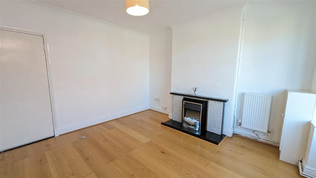 Victoria Street, Radcliffe-on-Trent, NG12, photo 4