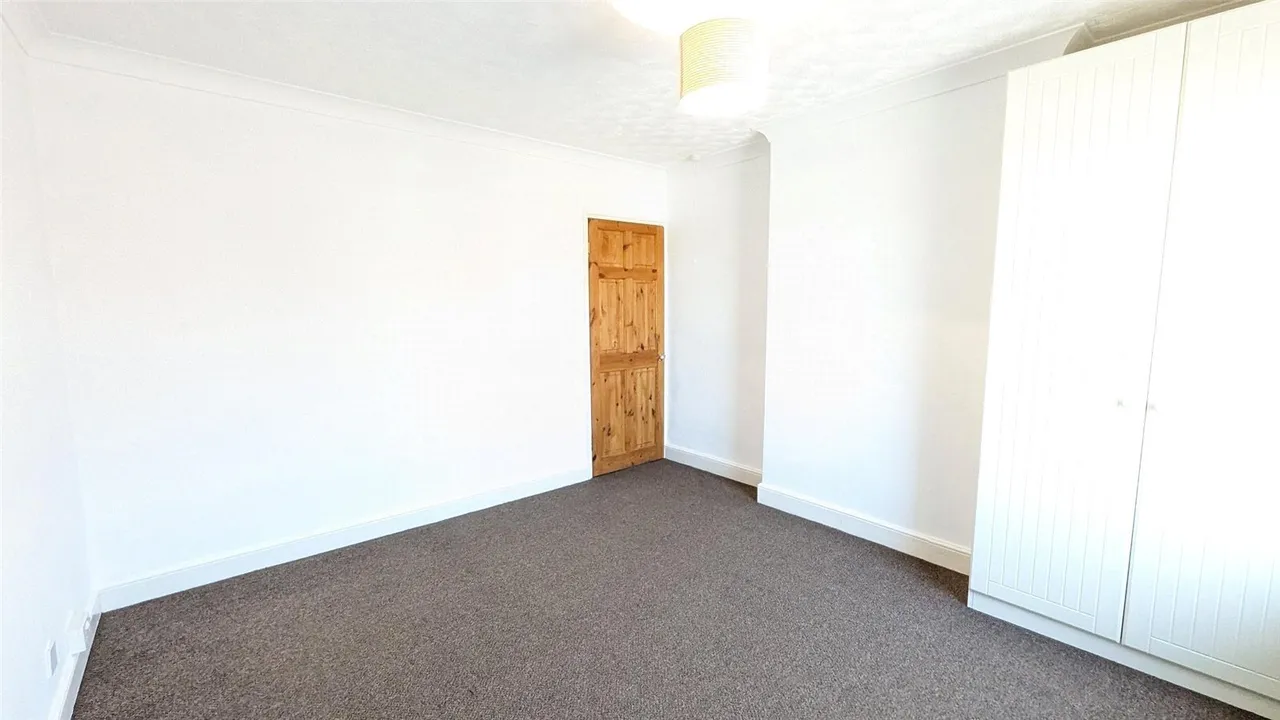 Victoria Street, Radcliffe-on-Trent, NG12, photo 8