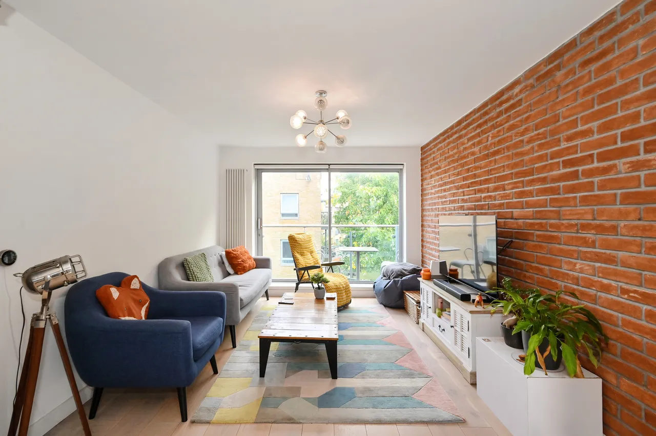 Ascot House, London, E14, photo 4