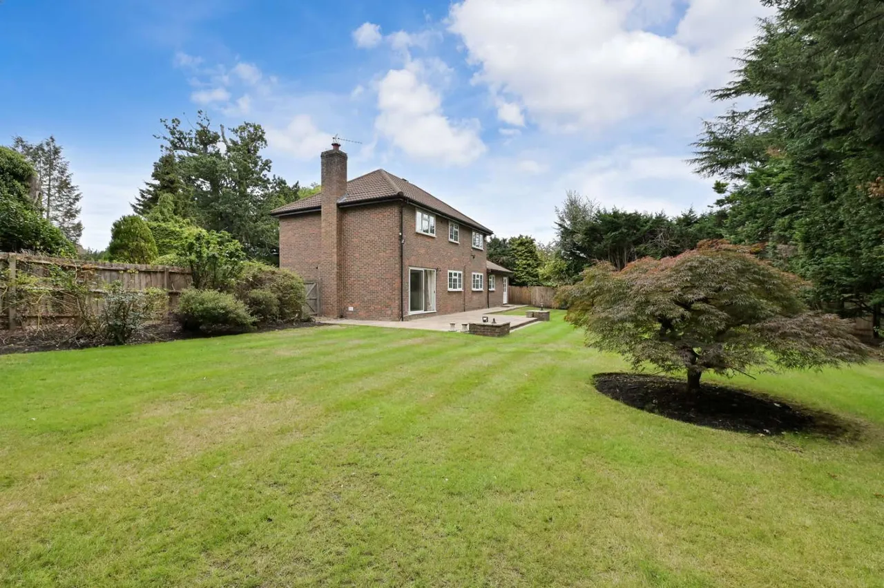 Parkfield, Chorleywood, Rickmansworth, Hertfordshire, WD3 5AZ, photo 12