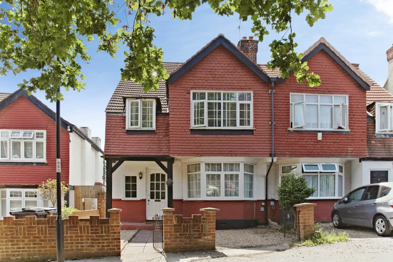 4 bed house for sale — Forrest Gardens, London, SW16