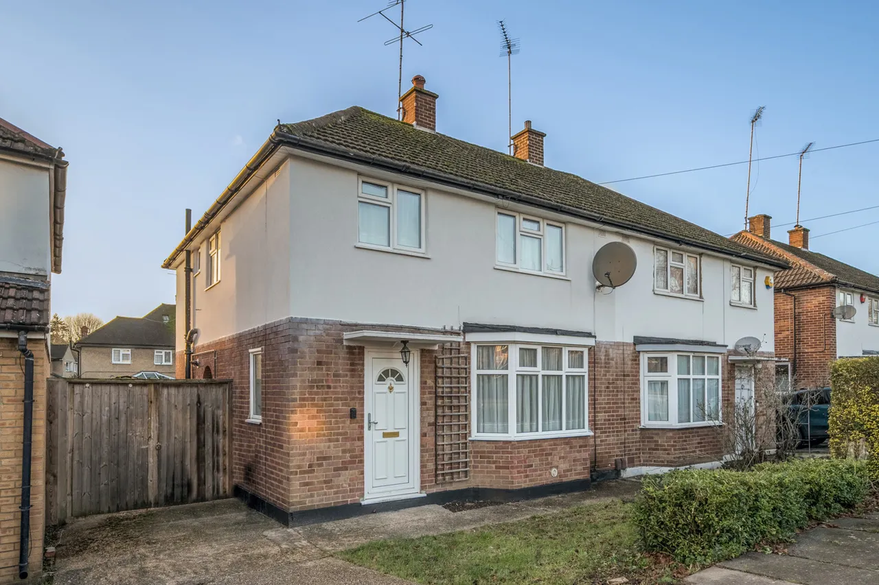 3 bed house for sale, Marsh Lane, Stanmore, HA7