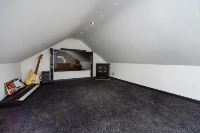 Quarella Road, Bridgend, CF31, photo 14
