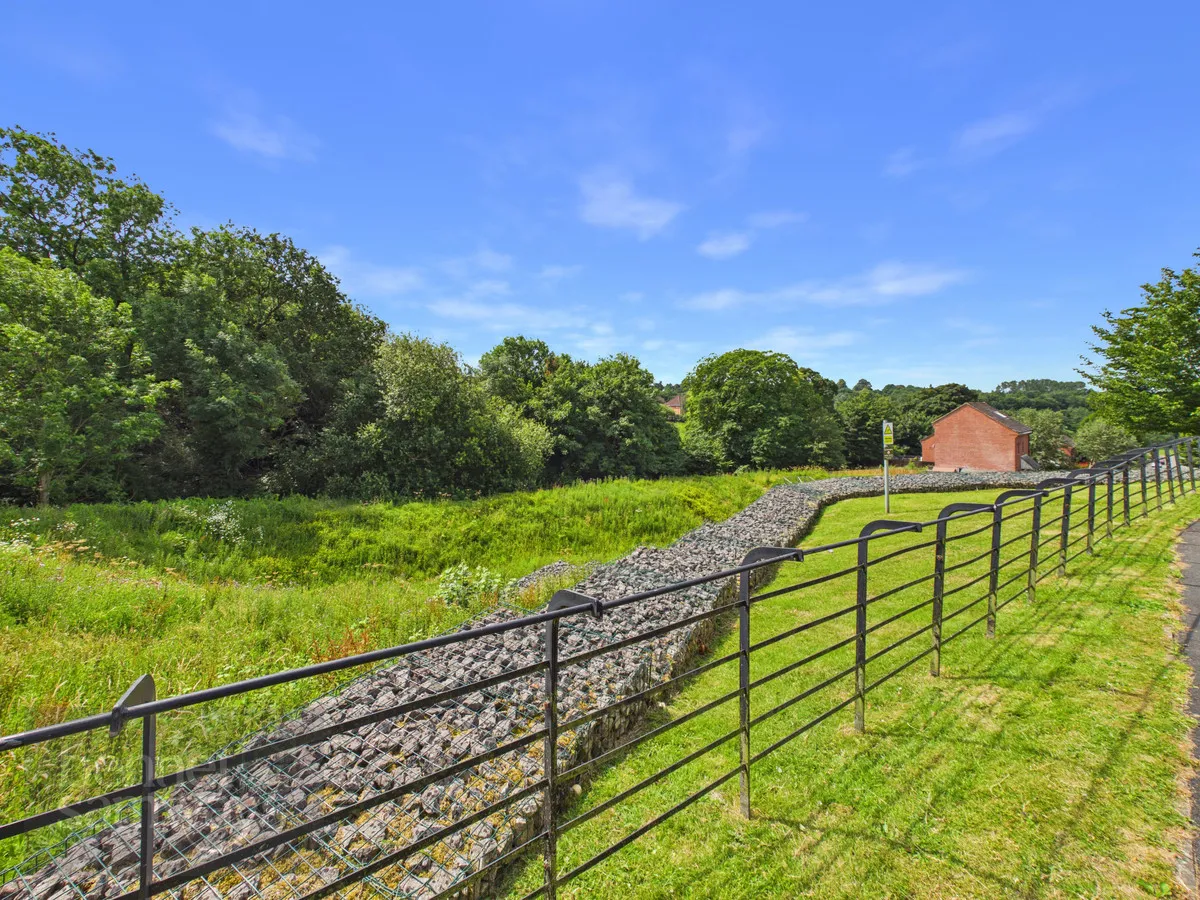Bower Close, Ashbourne, DE6, photo 2