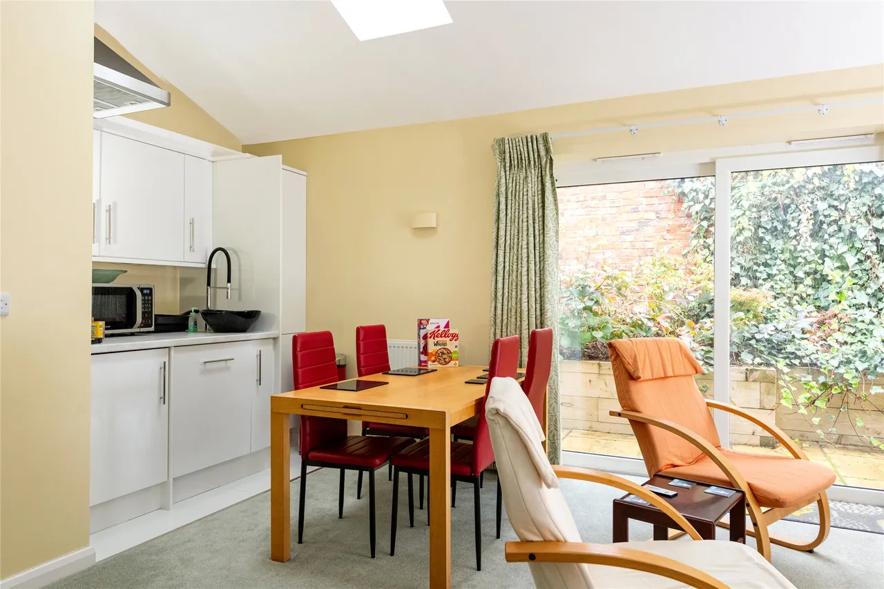 Bricketts Lane, Flore, NN7, photo 14