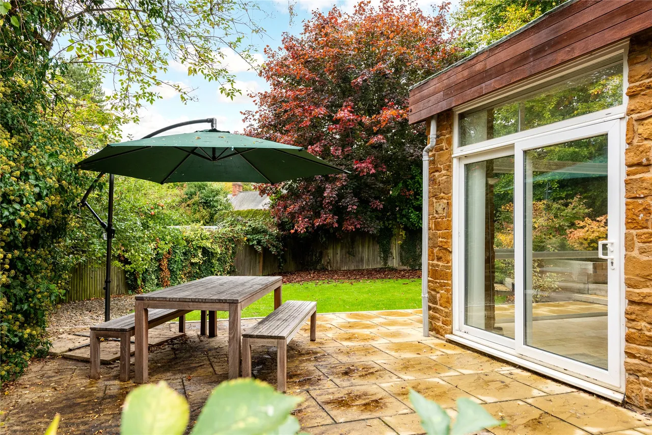 Bricketts Lane, Flore, NN7, photo 11