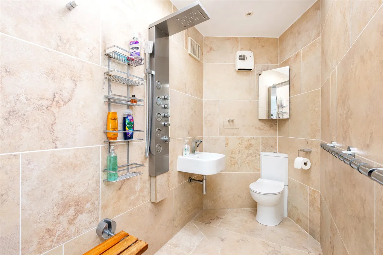 Bricketts Lane, Flore, NN7, photo 6