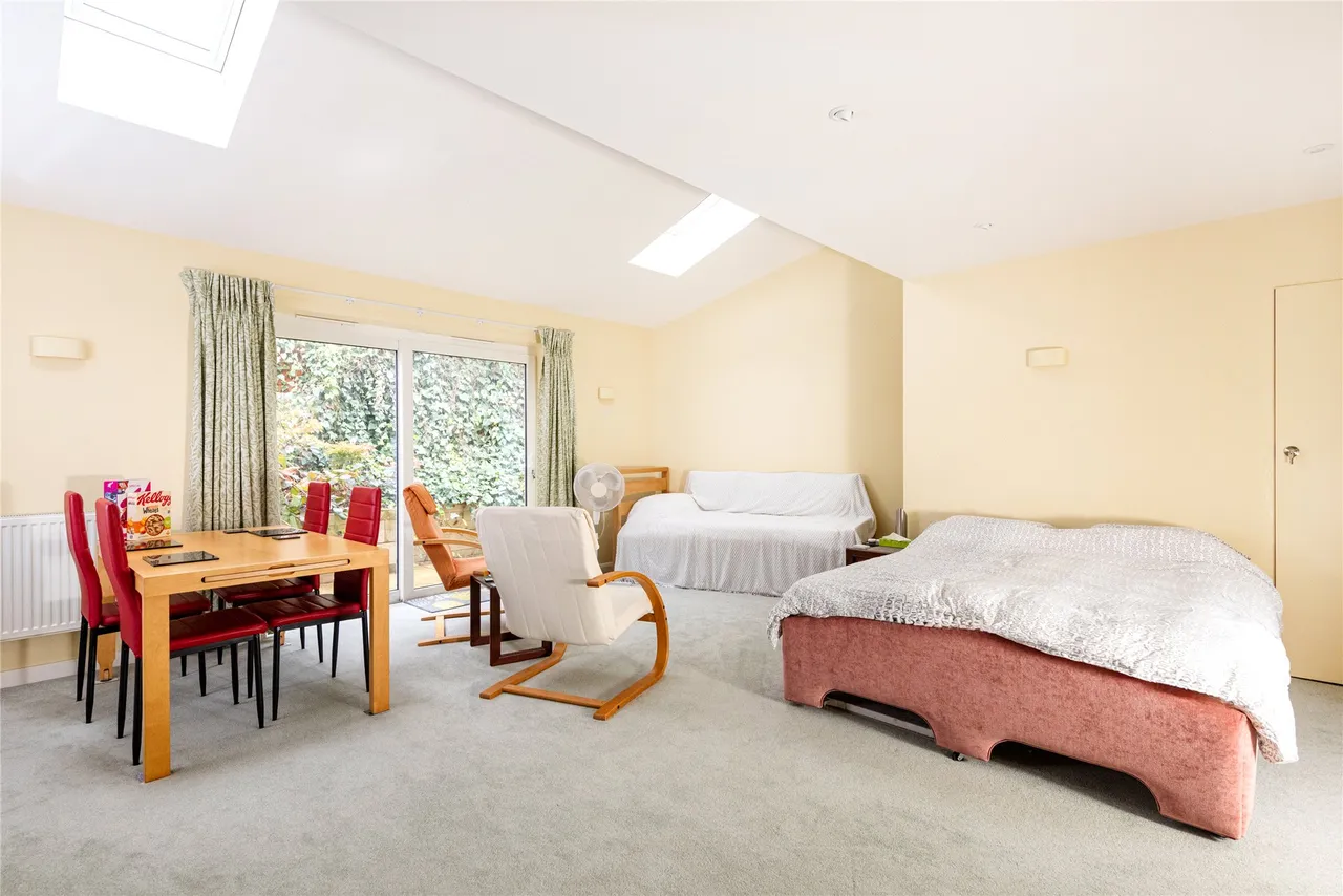 Bricketts Lane, Flore, NN7, photo 7