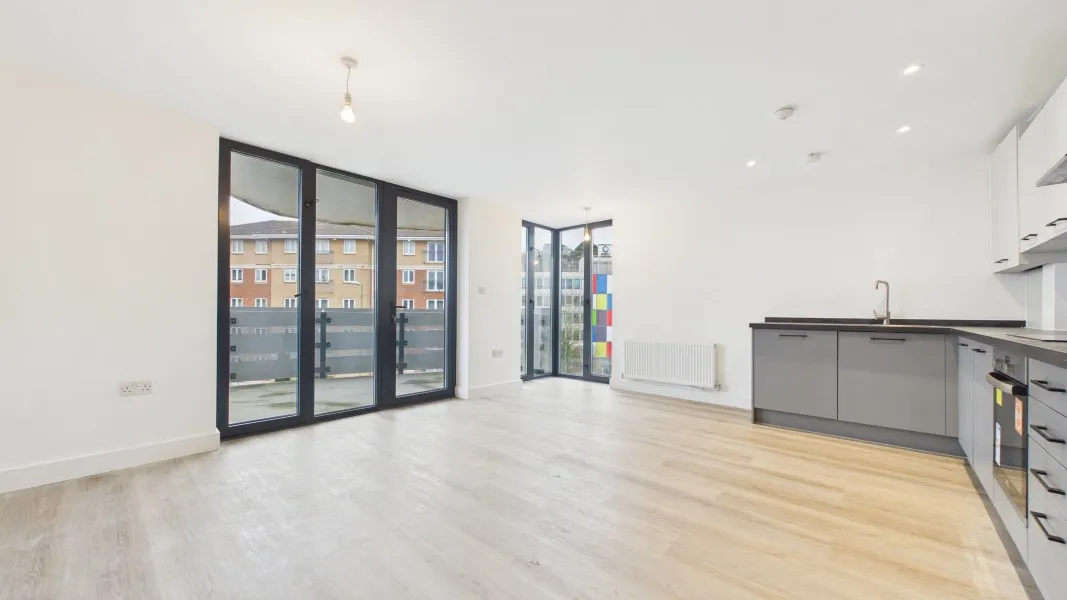 Farnborough Road, Farnborough, GU14, photo 2