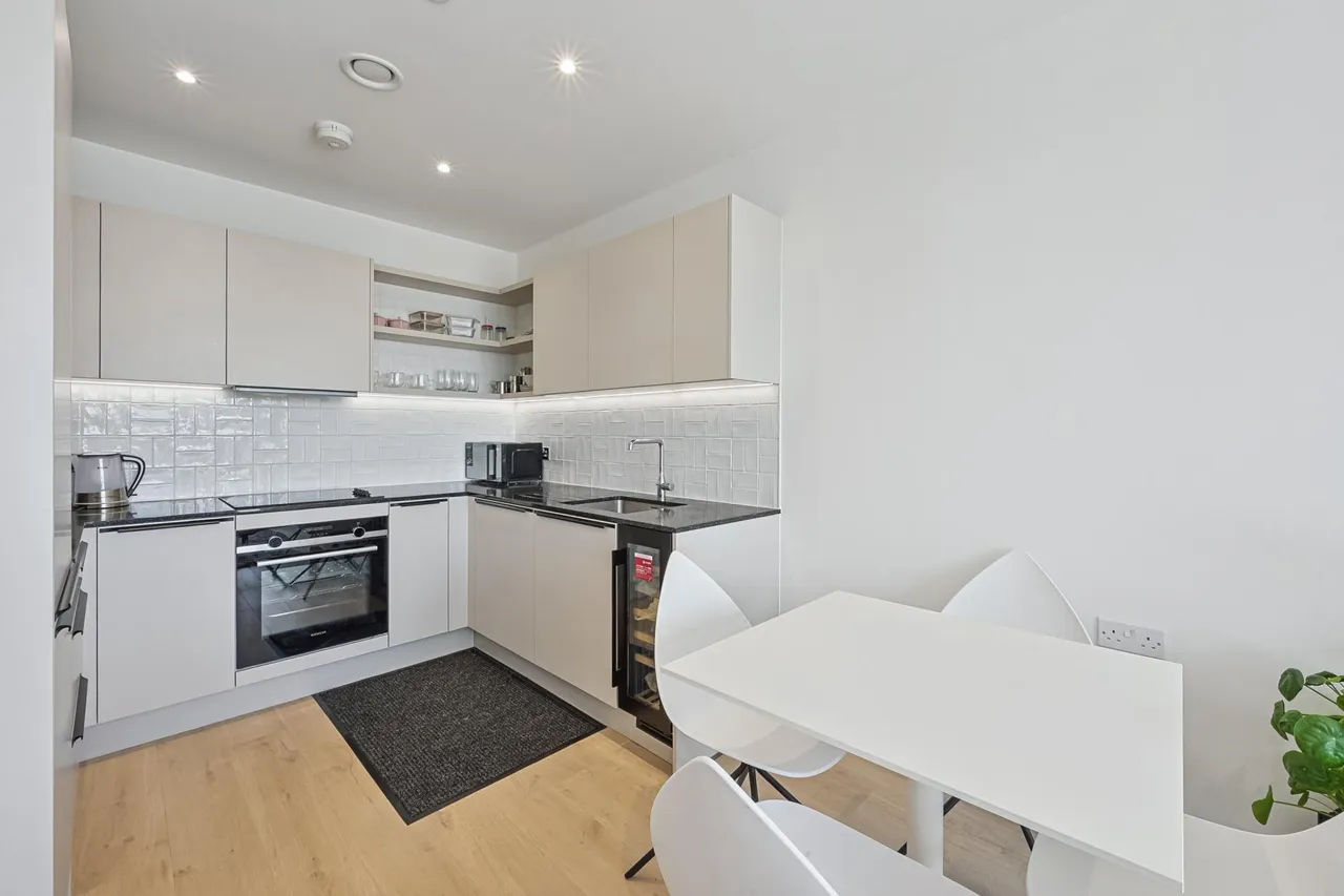 Pilkington Terrace, SE28, photo 6