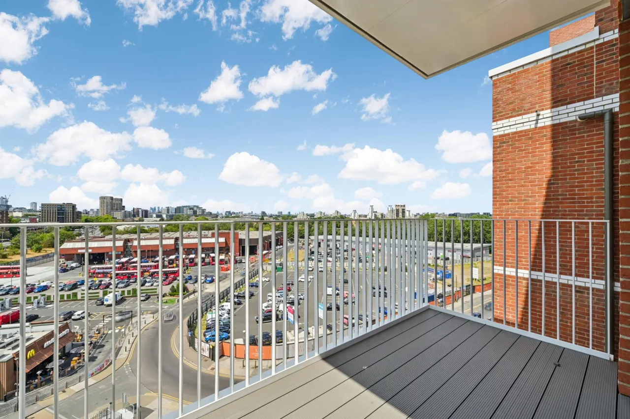 Pilkington Terrace, SE28, photo 10