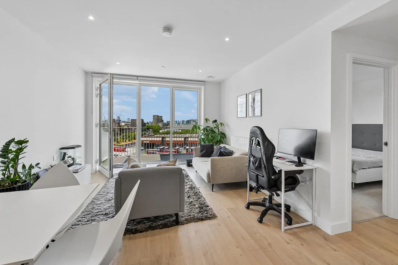 1 bed flat for sale, Pilkington Terrace, SE28