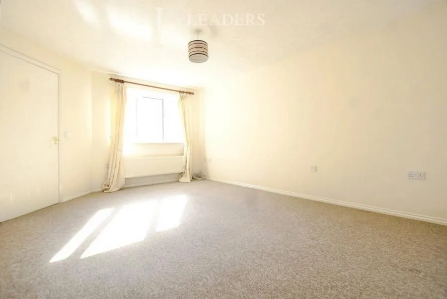 Kingfisher Drive, Emsworth, PO10, photo 4