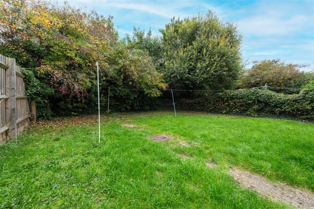 Kelvin Grove, Corby, photo 2