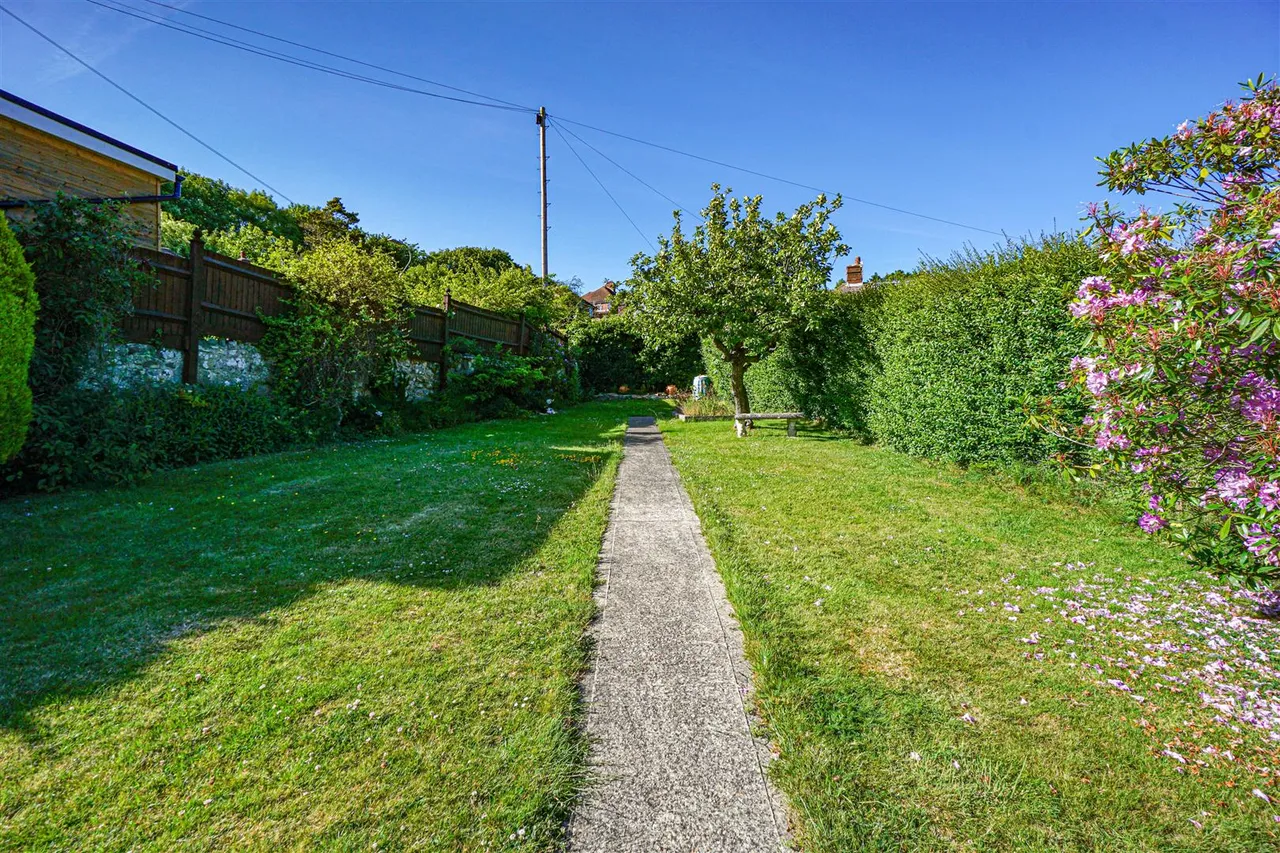 Ochiltree Road, Hastings, photo 13