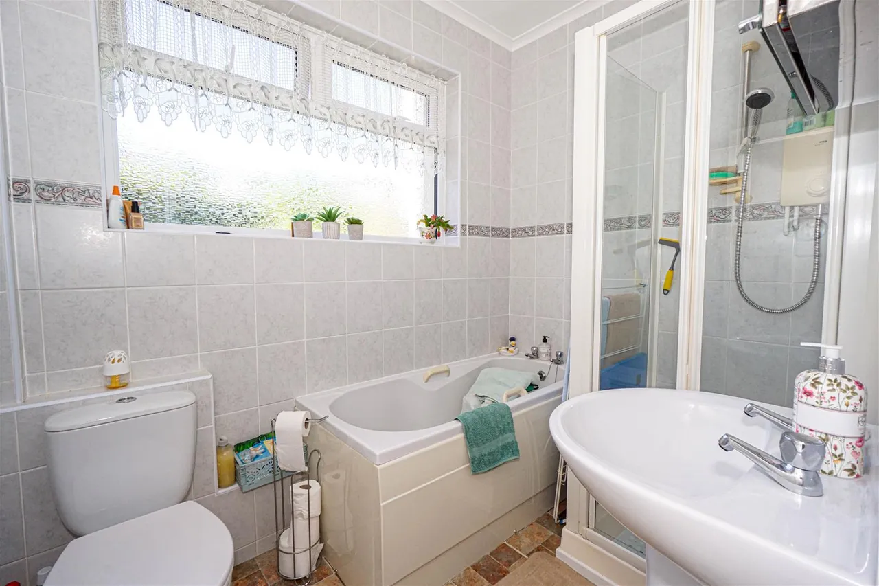 Ochiltree Road, Hastings, photo 9