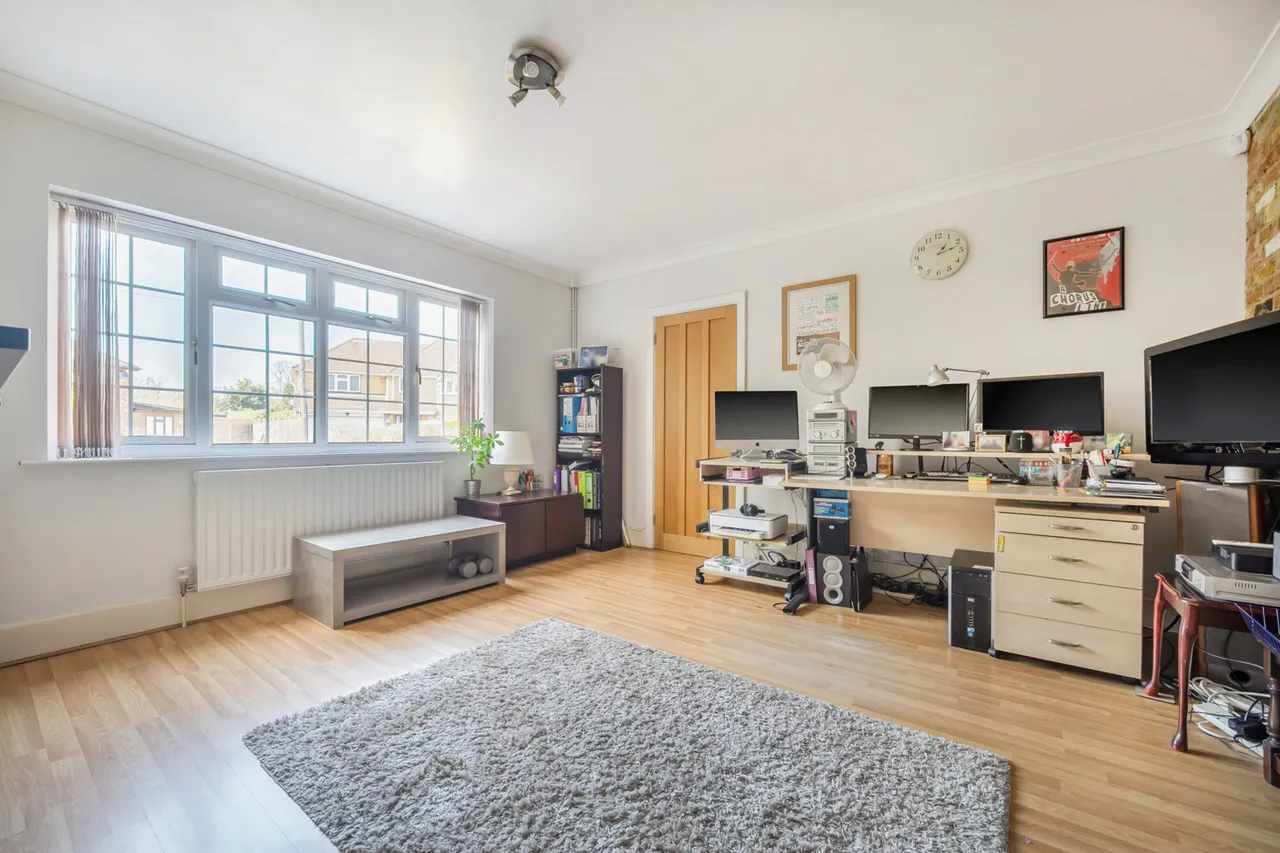 Elizabeth Way, Stoke Poges, SL2, photo 16