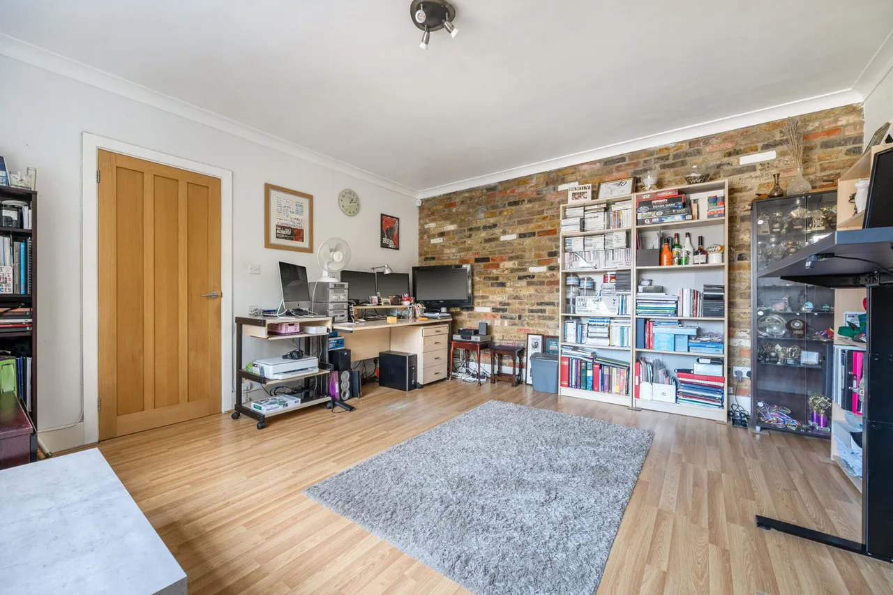 Elizabeth Way, Stoke Poges, SL2, photo 5