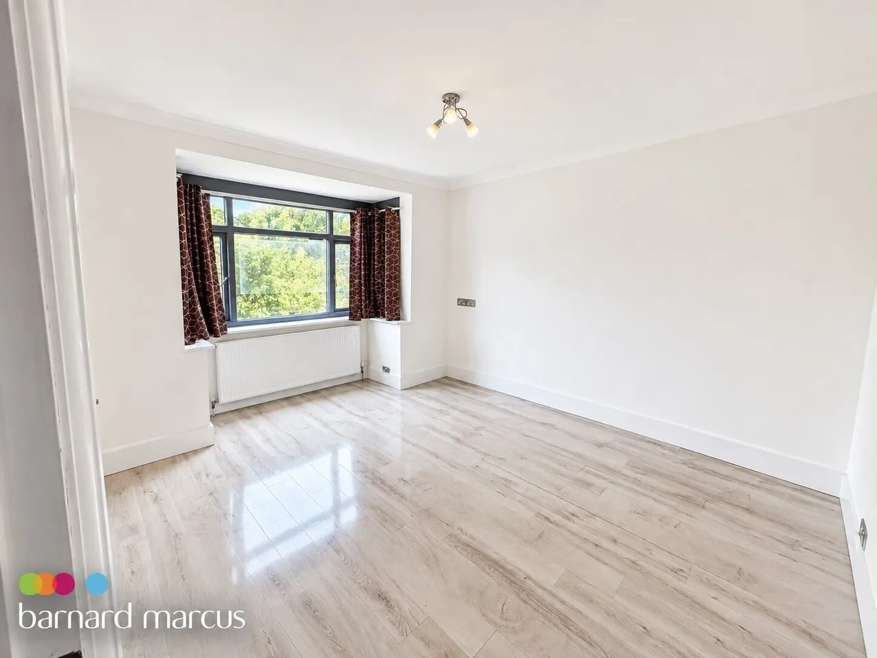 Tachbrook Road, Feltham, TW14, photo 2
