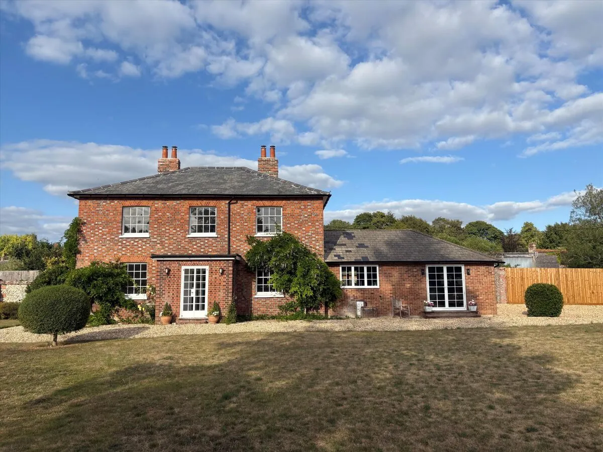 4 bed house for sale, The Hill, Hurstbourne Tarrant, SP11