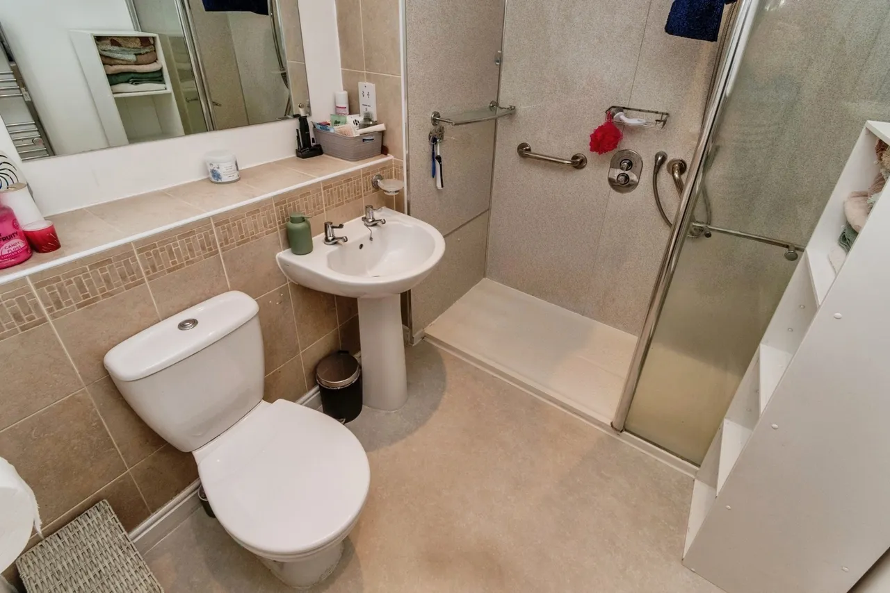 Woodland Court, Hednesford, Cannock, Staffordshire, WS12, photo 12