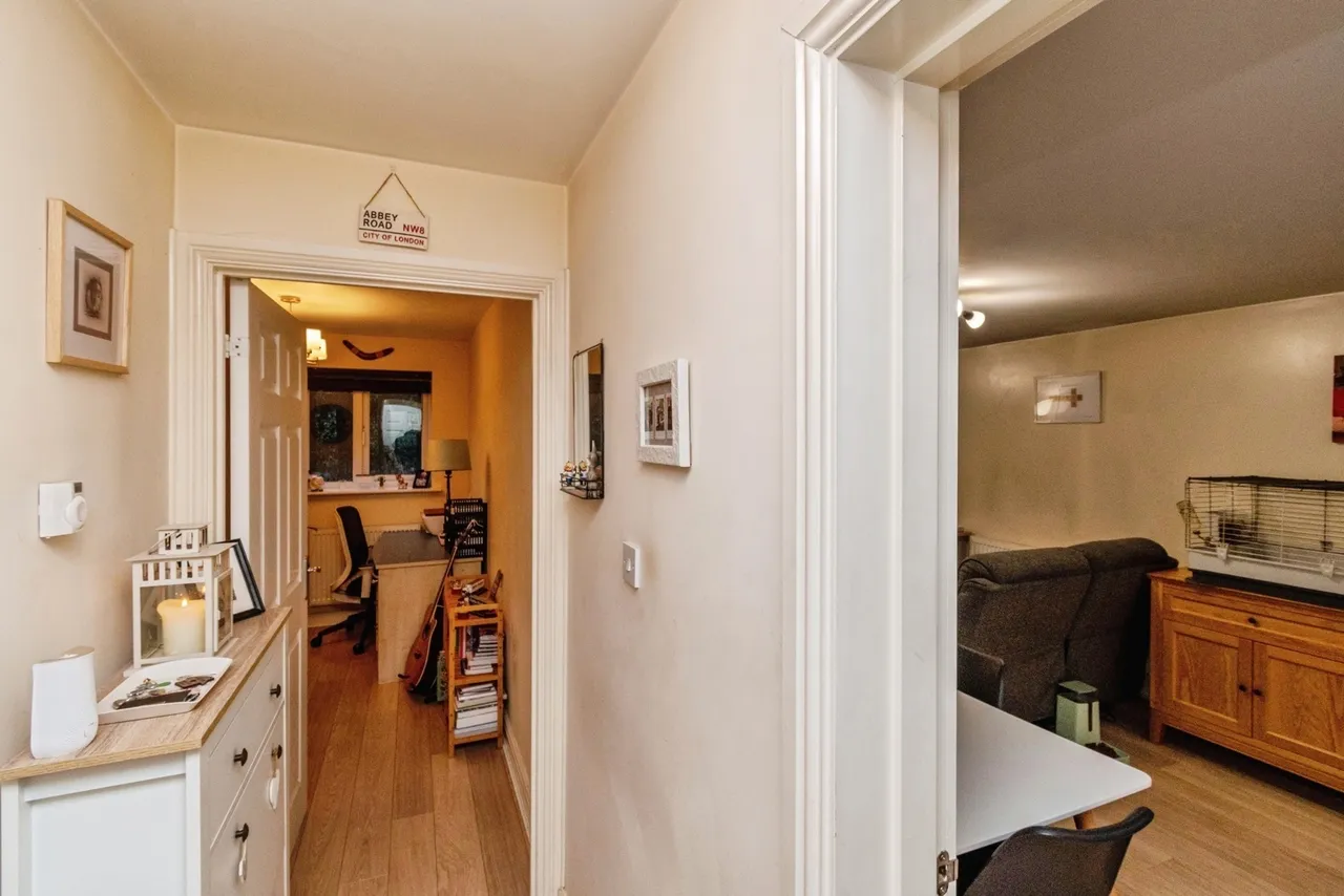 Woodland Court, Hednesford, Cannock, Staffordshire, WS12, photo 6