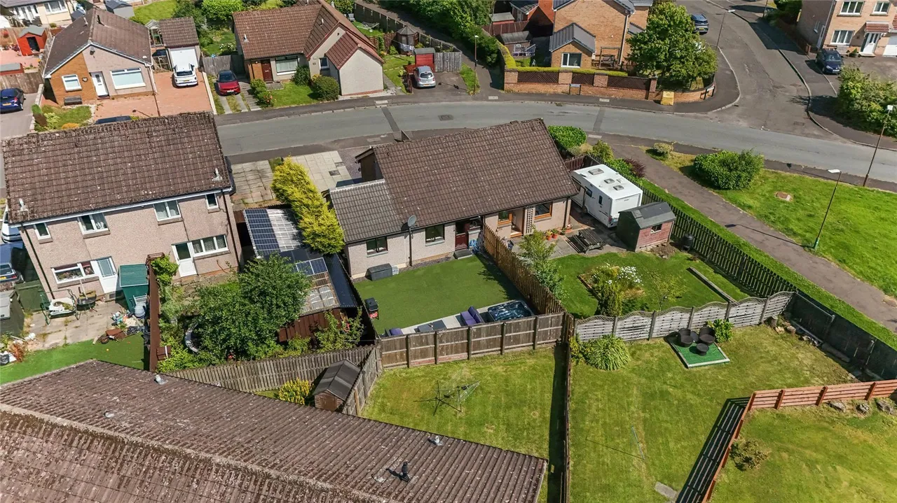 Gavin Place, Livingston, West Lothian, EH54, photo 20
