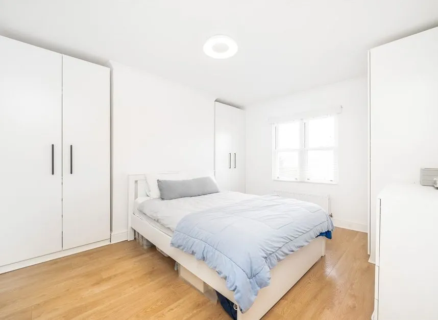 Goldhawk Road, Shepherds Bush, W12, photo 5