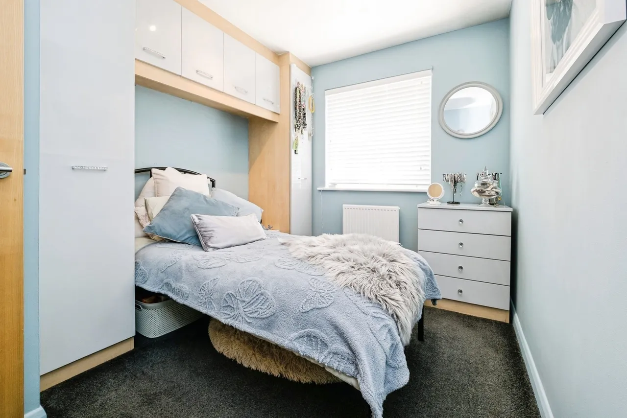 Retreat Way, Chigwell, Essex, IG7, photo 18