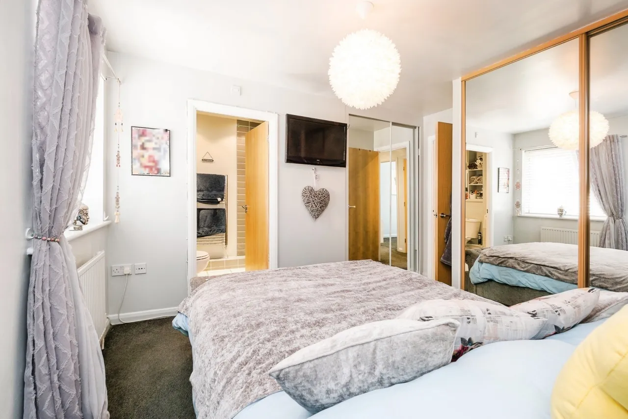 Retreat Way, Chigwell, Essex, IG7, photo 16